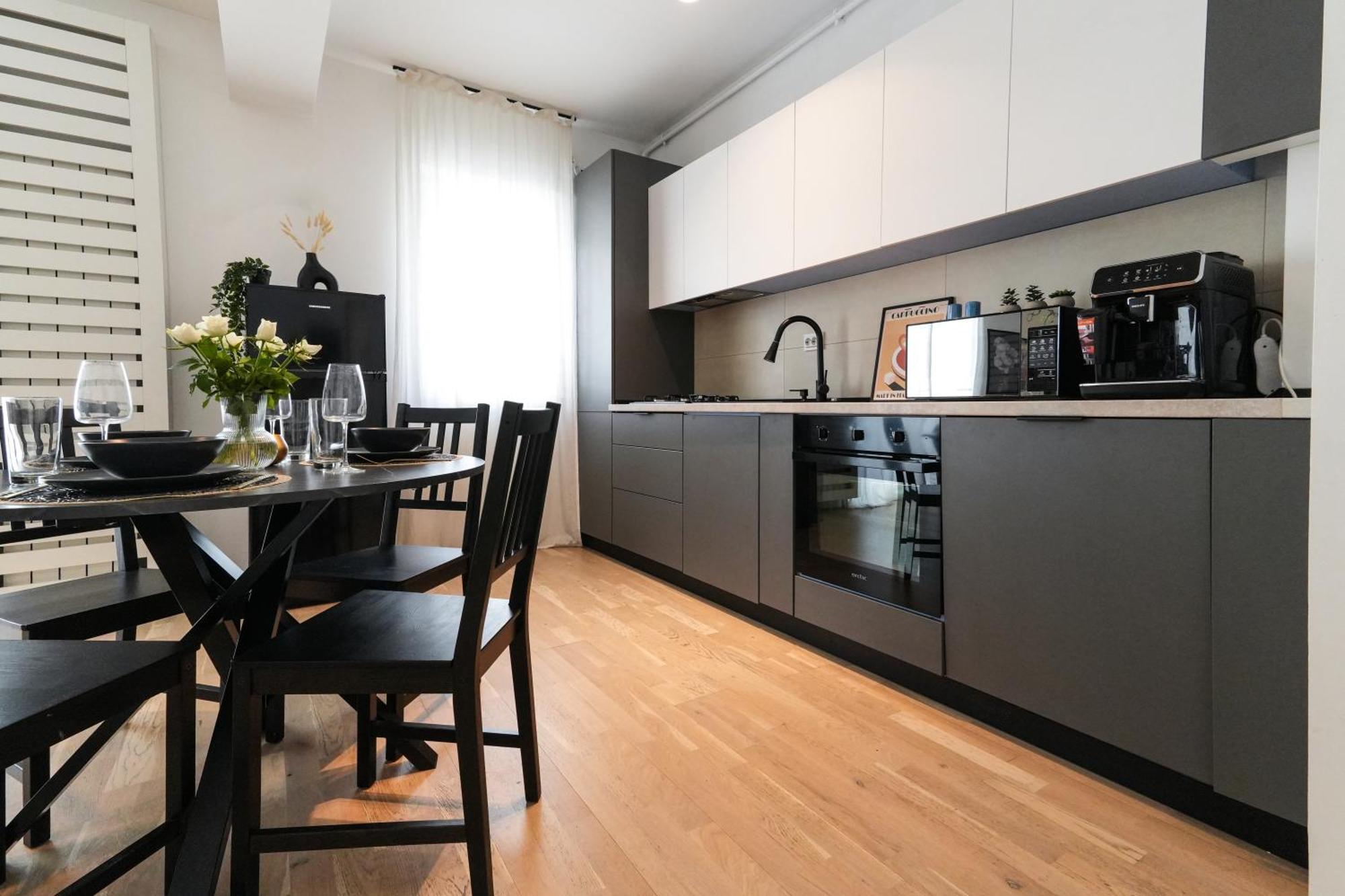 Maria - Modern Apartment With Parking And Workspace Bucharest Exterior photo