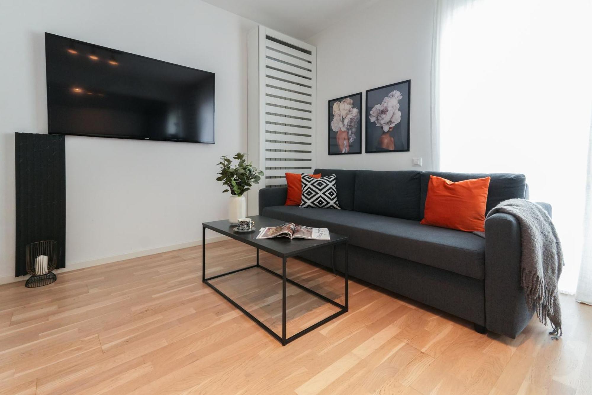 Maria - Modern Apartment With Parking And Workspace Bucharest Exterior photo